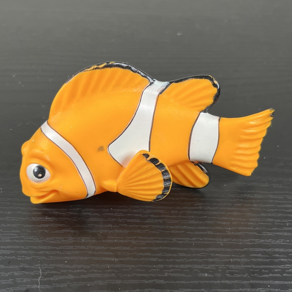 Disney/Pixar Nemo 4.5in. Orange & White Nemo Rubber Figure